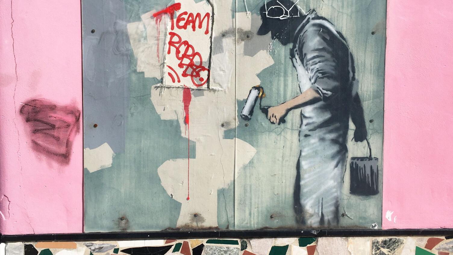 Rare New Orleans Banksy mural vandalized over Christmas